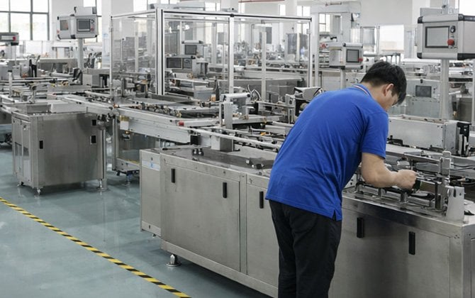 hiurtb pre-roll tube packaging machine China