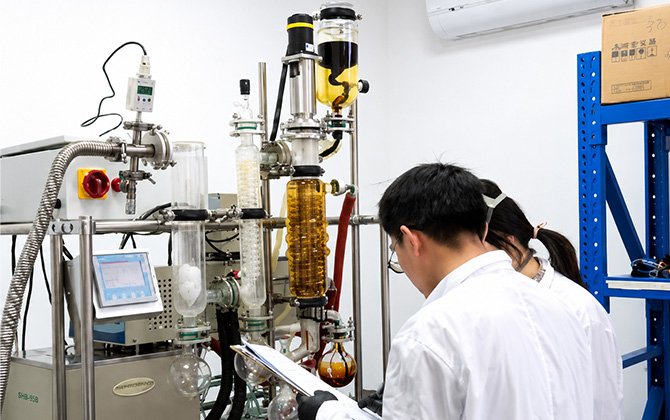 Cannabis distillation Equipment